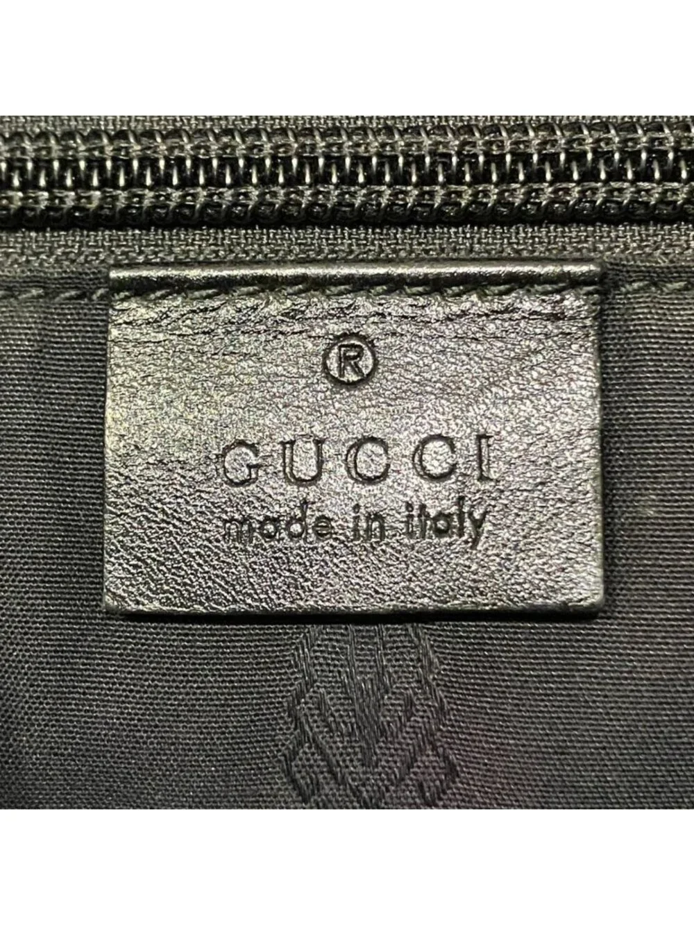 Gucci GG Supreme Shoulder Bag